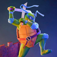 Load image into Gallery viewer, Teenage Mutant Ninja Turtles Leonardo 6.7" Tall SFC